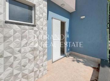Casa · 80m² · 3 Quartos · 1 Vaga · Casa com 80 m², 3 quartos sendo 1 suíte à venda no bairro Vila Mariana.