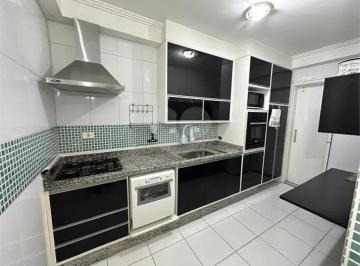 Apartamento de 3 quartos, São Paulo · Apartamento com 3 dormitórios (1 suíte) e 2 vagas no Tucuruvi