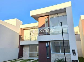 Casa à venda em Buraquinho · Casa à venda em Buraquinho