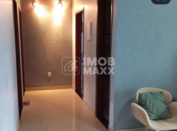 Casa · 220m² · 3 Quartos · 4 Vagas · Casa à Venda em Sobradinho: 3 Quartos, 220m², Suíte, R$690mil