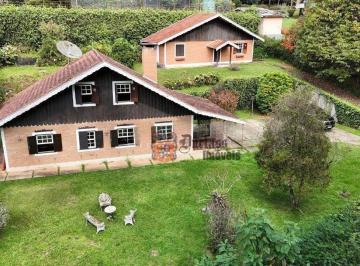 b90fa0e116416c3724d54c03d51ea3a2c1881e51 · Casa com 5 dormitórios à venda, 223 m² por R$ 1.300.000 - Alto Do Capivari - Campos do Jordão/SP