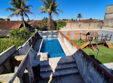 Casa de 2 quartos, Itanhaém · Casa para Venda, possui 02 dormitórios e piscina em Itanhaém / SP