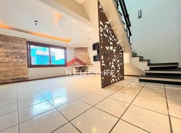 Casa · 233m² · 3 Quartos · 4 Vagas · Casa de condomínio em  Avenida Eduardo Prado - Cavalhada - Porto Alegre/RS
