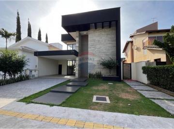 Casa · 344m² · 5 Quartos · 4 Vagas · Mansão no Jardins Madri – Sofisticação, Design e Exclusividade!