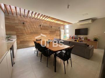 Casa · 200m² · 3 Quartos · 2 Vagas · Sobrado em condomínio fechado no Pq. Amazônia (Muito bem localizado, próximo à praça Nova Suíça).