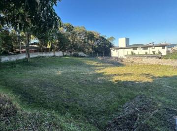 39394_i9I8odI41j411_39394688a3408794d6.jpg · Terreno com 1.017 m2 em condomínio fechado no bairro Canto da Lagoa