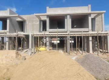 Casa · 140m² · 3 Quartos · 2 Vagas · 3 dormitórios com 3 suítes