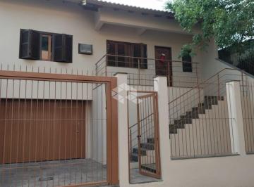 Casa · 236m² · 2 Quartos · 3 Vagas · Casa de 2 dormitórios bairro Medianeira Porto Alegre-RS