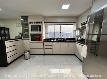 Casa de 3 quartos, Sobradinho · Quadra 8 (Sobradinho) - Linda casa, vendo ou troco por casa em Planaltina