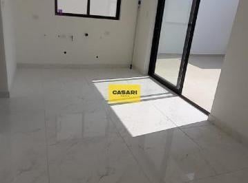 Casa · 139m² · 3 Quartos · 2 Vagas · Sobrado à venda no Santa Terezinha – 3 dormitórios, suíte, quintal e 2 vagas