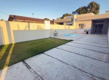 Casa · 80m² · 3 Quartos · 3 Vagas · Casa aconchegante com piscina e 03 quartos localizada na Barra do Saí em Itapoá/SC