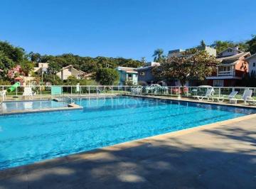 Casa · 180m² · 3 Quartos · 2 Vagas · Casa 03 dormitórios à venda Condomínio Fechado Recanto dos Pássaros Camboriú