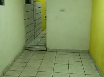 img0 · Casa com 1 Quarto(s) e 1 banheiro(s) para Alugar, 50 m² por R$ 900 / Mês