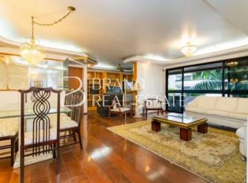 Apartamento · 147m² · 4 Quartos · 2 Vagas · Apartamento com 147 m², 4 quartos sendo 1 suíte à venda no bairro Moema Pássaros.