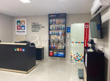 Comercial · 330m² · 4 Vagas · Comercial com 330 m², atualmente configurado como clínica veterinária e daycare no bairro LAPA.