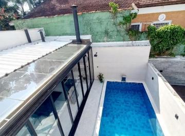 Casa · 170m² · 2 Quartos · 2 Vagas · Casa de condomínio com 170 m², 2 quartos sendo 2 suítes à venda no bairro Jardim Barcelona.