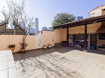 Casa · 271m² · 4 Quartos · 3 Vagas · Casa em Rua fechada a venda na Vila Madalena