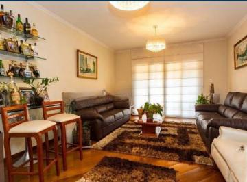 Casa · 180m² · 4 Quartos · 3 Vagas · Casa com 180 m², 4 quartos sendo 2 suítes à venda no bairro Alto da Lapa.