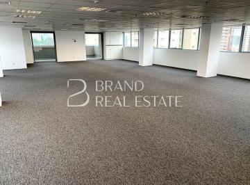 Comercial · 632m² · 19 Vagas · Comercial com 632 m², para alugar no bairro Chácara Santo Antônio.