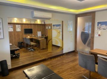 Comercial · 104m² · 3 Quartos · 2 Vagas · Comercial com 104 m², 3 salas 2 vagas entre as Ruas João Cachoeira e Clodomiro Amazonas.