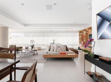 Apartamento · 251m² · 4 Quartos · 4 Vagas · Apartamento com 251 m², 4 quartos sendo 3 suítes, 4 vagas à venda no bairro Vila Nova Conceição.
