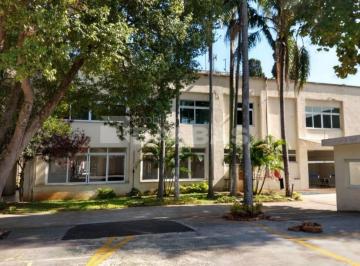 Comercial · 1650m² · 40 Vagas · Prédio Comercial - Zona ZCOR2 - Multiuso - Esquina com Ampla Estrutura