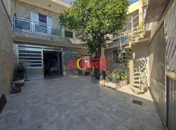 Casa · 222m² · 3 Quartos · 3 Vagas · Sobrado com 3 quartos, 2 banheiros e 3 vagas à venda no Jardim Las Vegas
