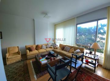 Apartamento · 150m² · 4 Quartos · 1 Vaga · Apartamento à venda em Laranjeiras: 150m², 4 quartos, 1 vaga