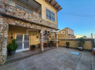 Casa · 180m² · 3 Quartos · 2 Vagas · Linda Casa de Vila à Venda em Vila Valqueire - 3 Quartos