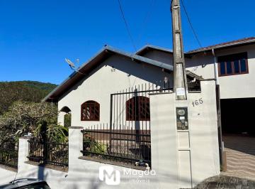Casa · 214m² · 5 Quartos · 4 Vagas · Casa à venda em Blumenau/SC