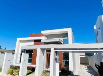 Casa · 210m² · 3 Quartos · 2 Vagas · Casa à venda no bairro Jardim Angélica - Criciúma/SC