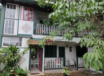 dffcd4c9062e6a36414dcbe45c4058cd138e105a · Lindo sobrado com 3 imóveis, 215 m² - venda por R$ 1.500.000 ou aluguel por R$ 3.234,00/mês - Praia