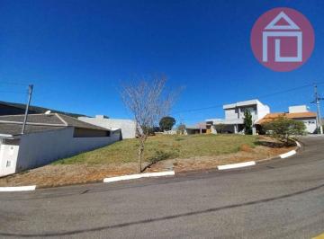 80a17d24374b2de89fd3c4b118a12c25014f26a1 · Terreno plano de esquina à venda, 354 m² por R$ 330.000 - Condomínio Portal da Serra - Bragança Paul