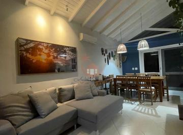 Imagem do Imóvel · Casa charmosa a venda em Camburizinho, com quarto térreo