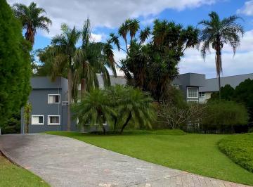 Casa de 5 quartos, Barueri · Casa com 2247 m² e 5 quartos à venda em Residencial Tamboré