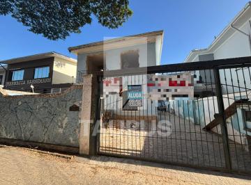 Foto 01 · Sobrado comercial para alugar em Moema Pássaros, 1 vagas, 5 salas, 237 m².