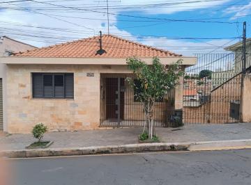 fachada1739562738785.jpg · Ótima Oportunidade! Terreno com 3 Casas à Venda Ideal para Investidores ou Famílias Grandes!
