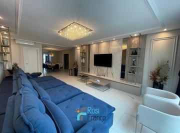 23639792_4.jpg · Apartamento 4 suítes quadra mar Meia Praia SC