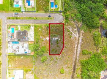 Terreno · 787m² · 1 Quarto · 1 Vaga · Terreno à venda no Condomínio Jacuípe Country Barra do Jacuípe Camaçari Bahia
