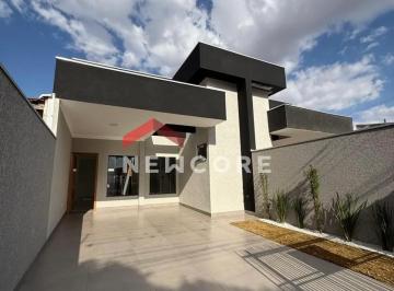 Casa · 80m² · 3 Quartos · 3 Vagas · Casa em  Rua Milton Eduardo Luders - Conjunto João de Barro Itaparica - Maringá/PR