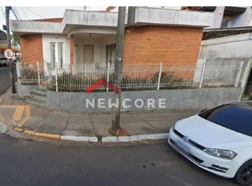 Casa · 264m² · 2 Quartos · 2 Vagas · Casa em  Avenida Getúlio Vargas - Vila Guedes de Azevedo - Bauru/SP