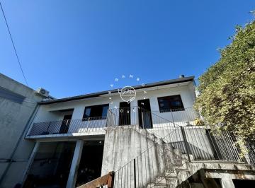 Casa · 174m² · 3 Quartos · 4 Vagas · Casa com 3 Dormitórios – Fazenda Santo Antônio, São José/SC