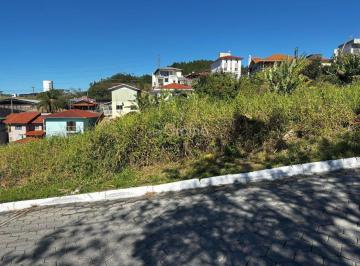 7 · Terreno de 543m e viabilidade