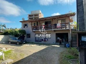 Casa · 140m² · 3 Quartos · 4 Vagas · Casa à venda, 3 quartos, 4 vagas, São Luiz - Brusque/SC