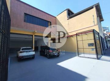 Comercial · 200m² · 4 Vagas · OPORTUNIDADE!! Salão - ÓTIMA LOCALIZAÇÃO EM Taboão da Serra - ARRAIAL PAULISTA - SP