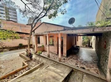 Casa · 194m² · 3 Quartos · 4 Vagas · Casa com 3 Quartos e 2 banheiros à Venda, 480 m² por R$ 750.000 no Planalto.