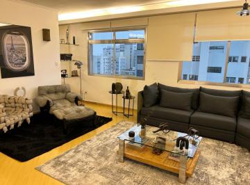 Apartamento · 230m² · 3 Quartos · 2 Vagas · Apartamento com 230 m², 3 quartos sendo 1 suíte à venda no bairro Higienópolis.