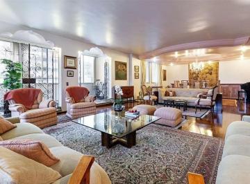 Apartamento · 333m² · 4 Quartos · 5 Vagas · Apartamento com 333 m², 4 quartos sendo 4 suítes à venda no bairro Paraíso.