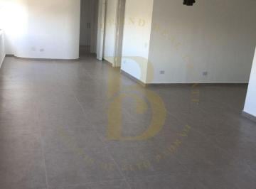 Apartamento · 130m² · 3 Quartos · 1 Vaga · Apartamento com 130 m², 3 quartos sendo 1 suíte à venda em Moema.