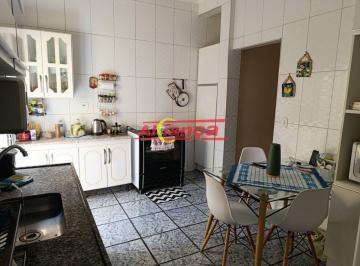 Casa · 210m² · 3 Quartos · 2 Vagas · Excelente Sobrado com 03 dormitórios próximo ao Sonda Vila Rio